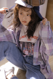 女保险销售员5